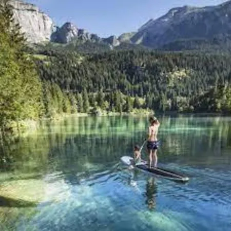 Renovated 3 In Near Laax Apartamento