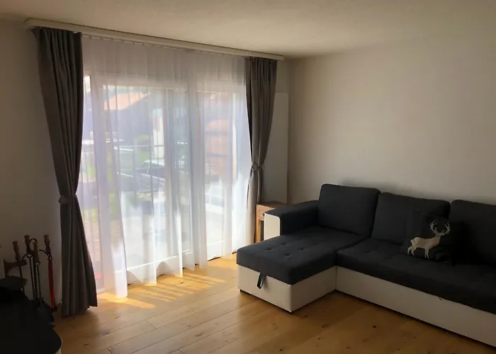 Appartement Renovated 3 In Near Laax Ruschein