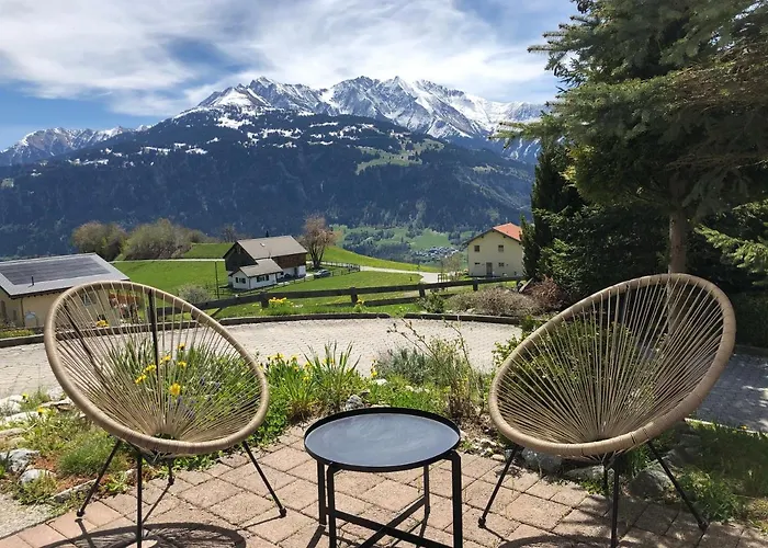 Renovated 3 In Near Laax Apartment