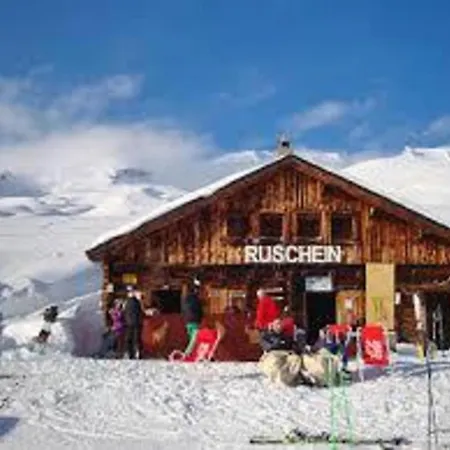 Renovated 3 In Near Laax Lejlighed Ruschein